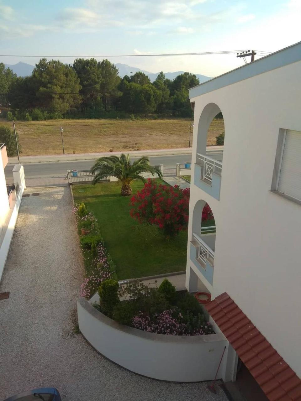 Susanna Apartments Керамоти Екстериор снимка