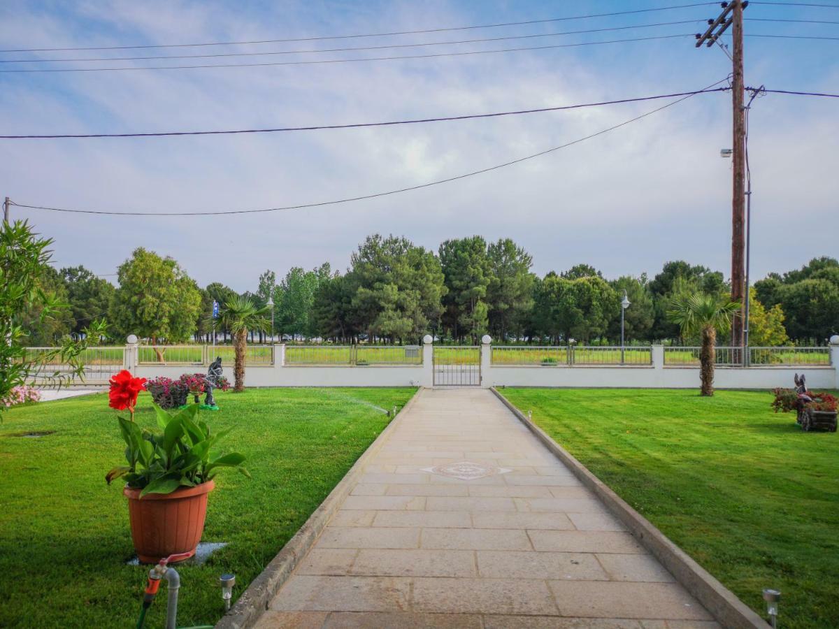 Susanna Apartments Керамоти Екстериор снимка