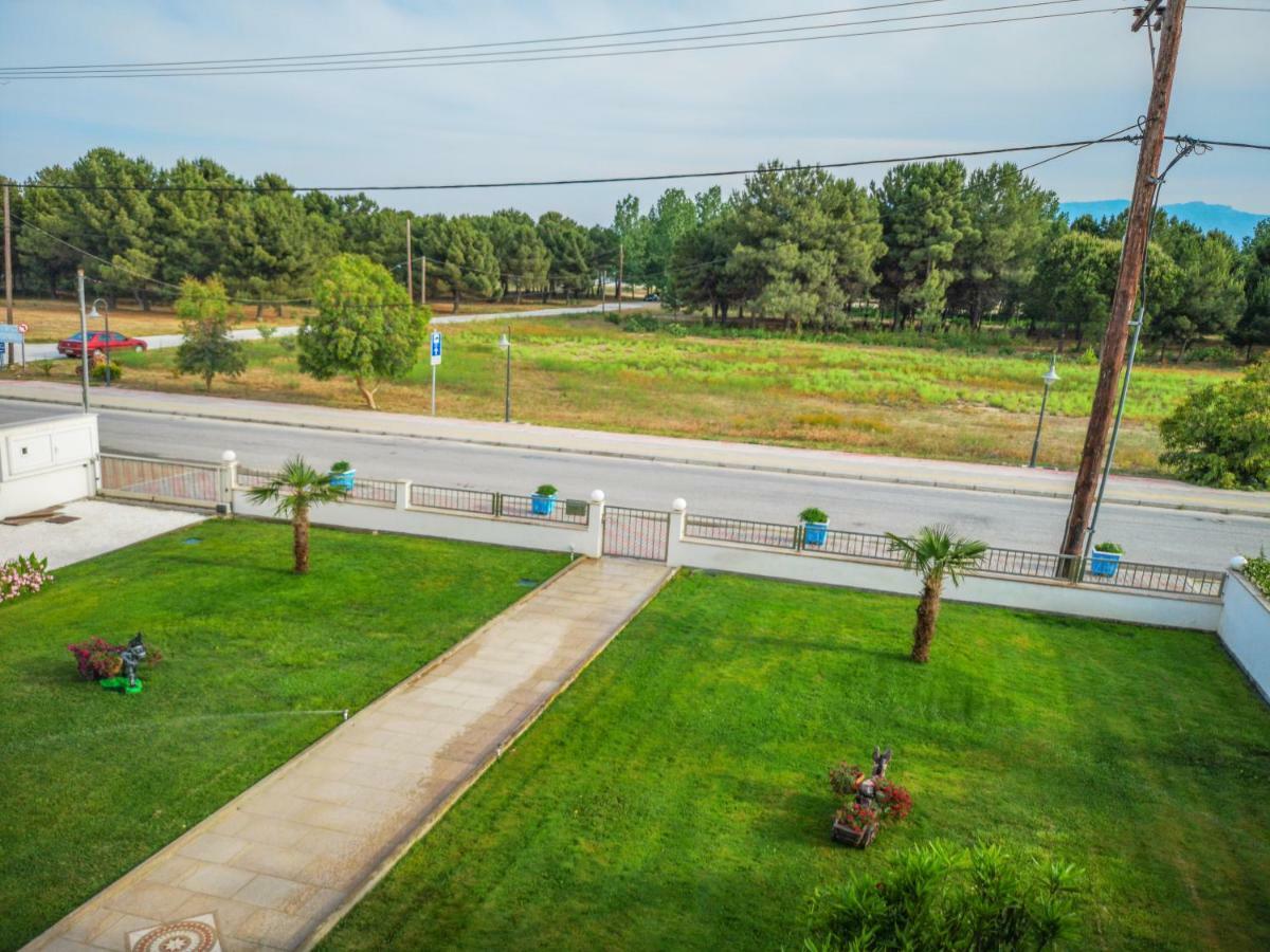Susanna Apartments Керамоти Екстериор снимка